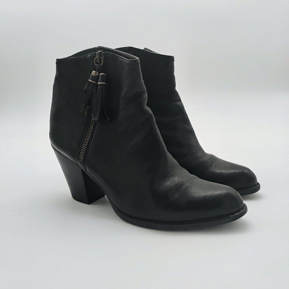 Stuart Weitzman Black Leather Tassel Side Zip Ankle Booties Block Heel Size 8M